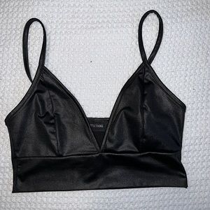 Pretty Little Thing Black Croptop Size 0